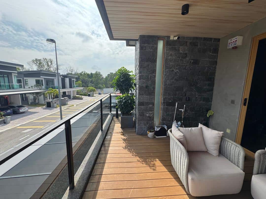 Double Storey Semi-D Taman Sutera Utama 4