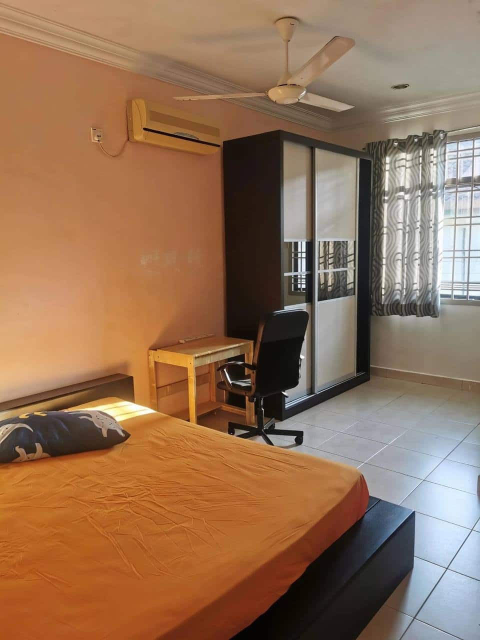 Double Storey House Jalan Permas 15 4