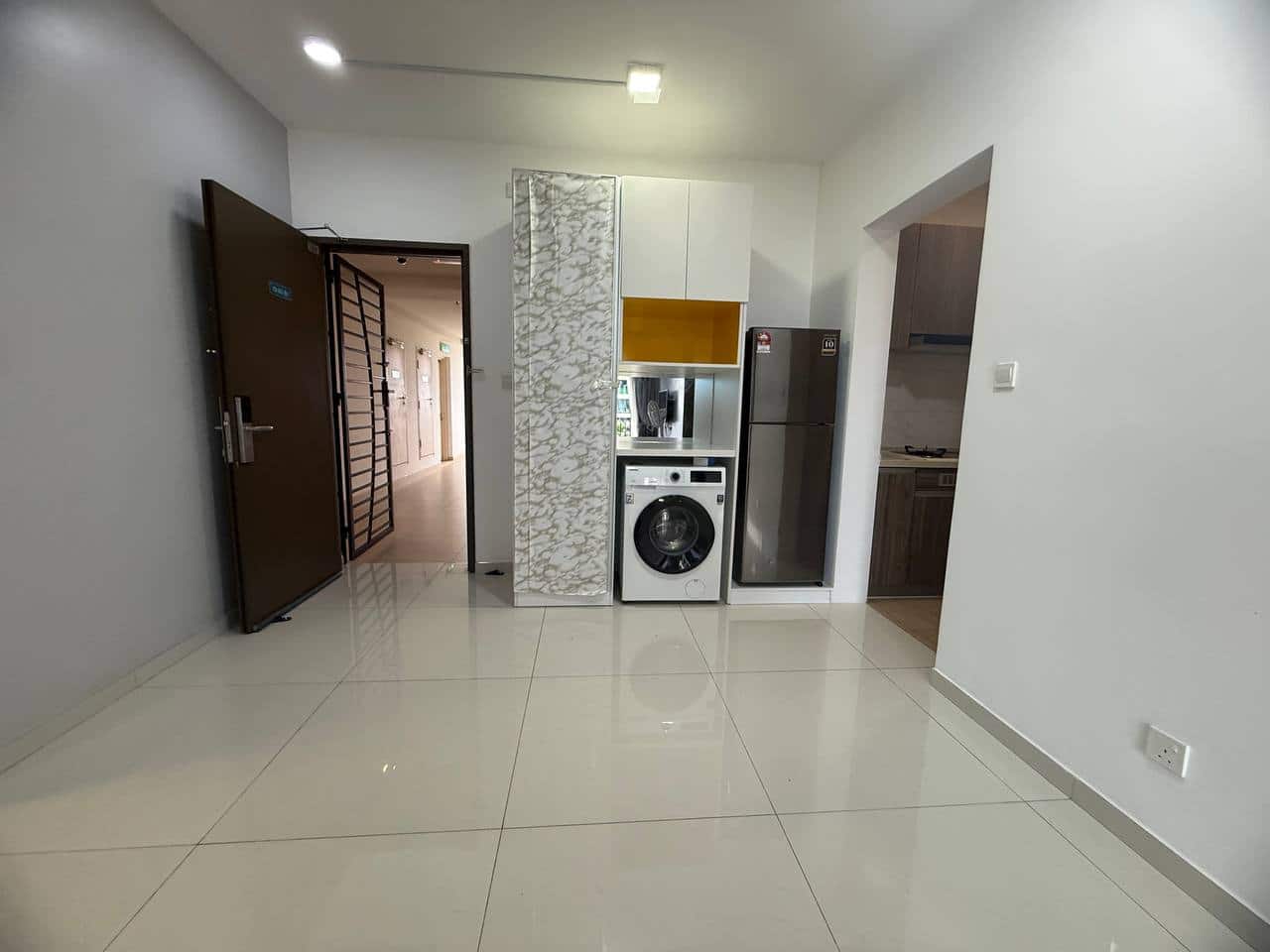 Condominium Country Garden Central Park 6