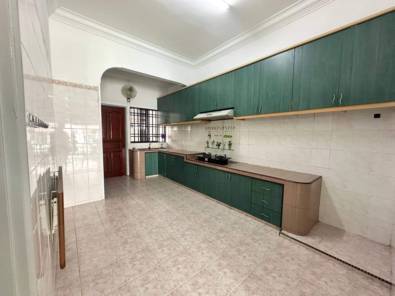 Double Storey House Bukit Indah 6
