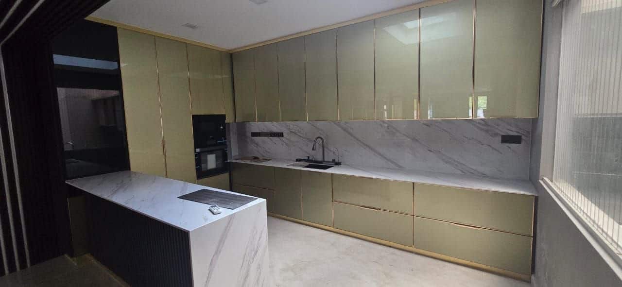 Double storey semi d Taman Impian Emas