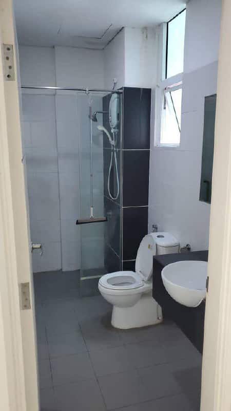 Service apartment One Medini 10