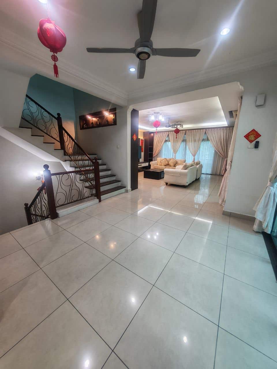 3-storey Semi-D Jalan Sutera Chengal