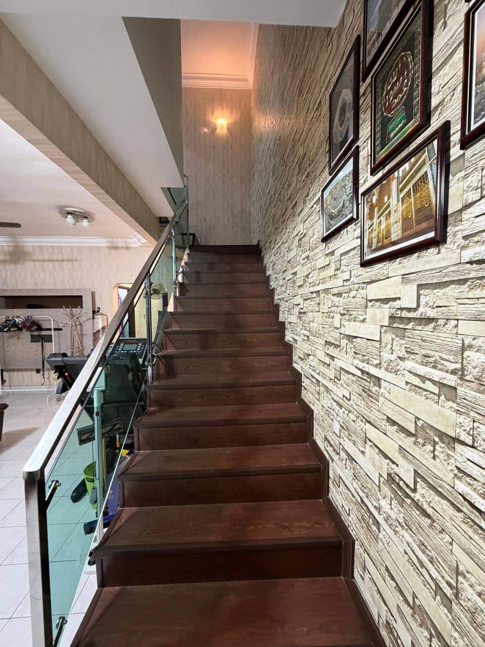 Double Storey Terrace Bukit Indah