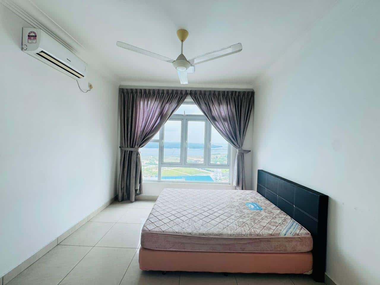 Condo Golden Sands Seaview 3