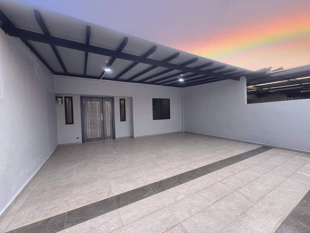 Large Single Storey Terrace Sri Skudai