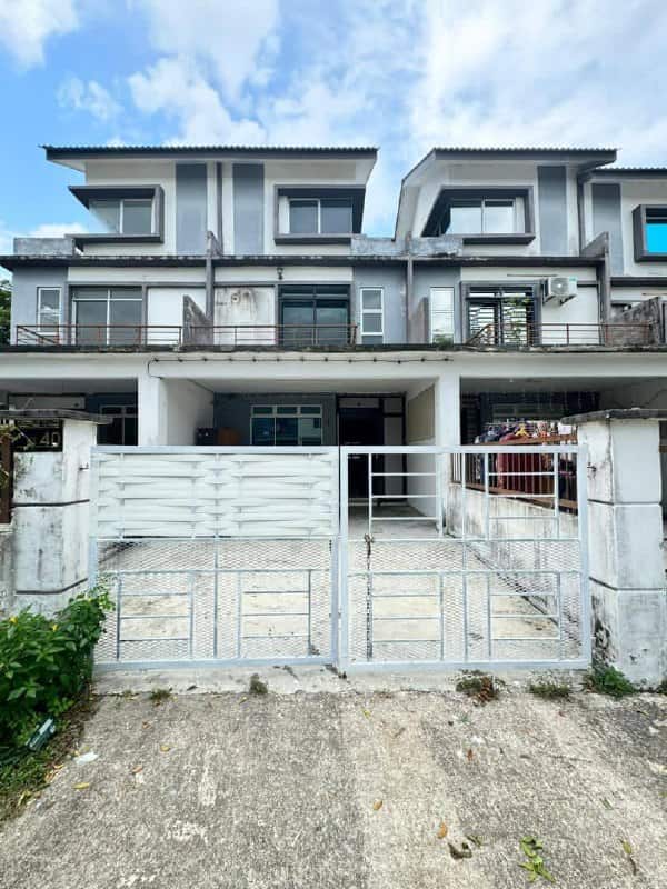 2.5 Storey Terrace Taman Scientex
