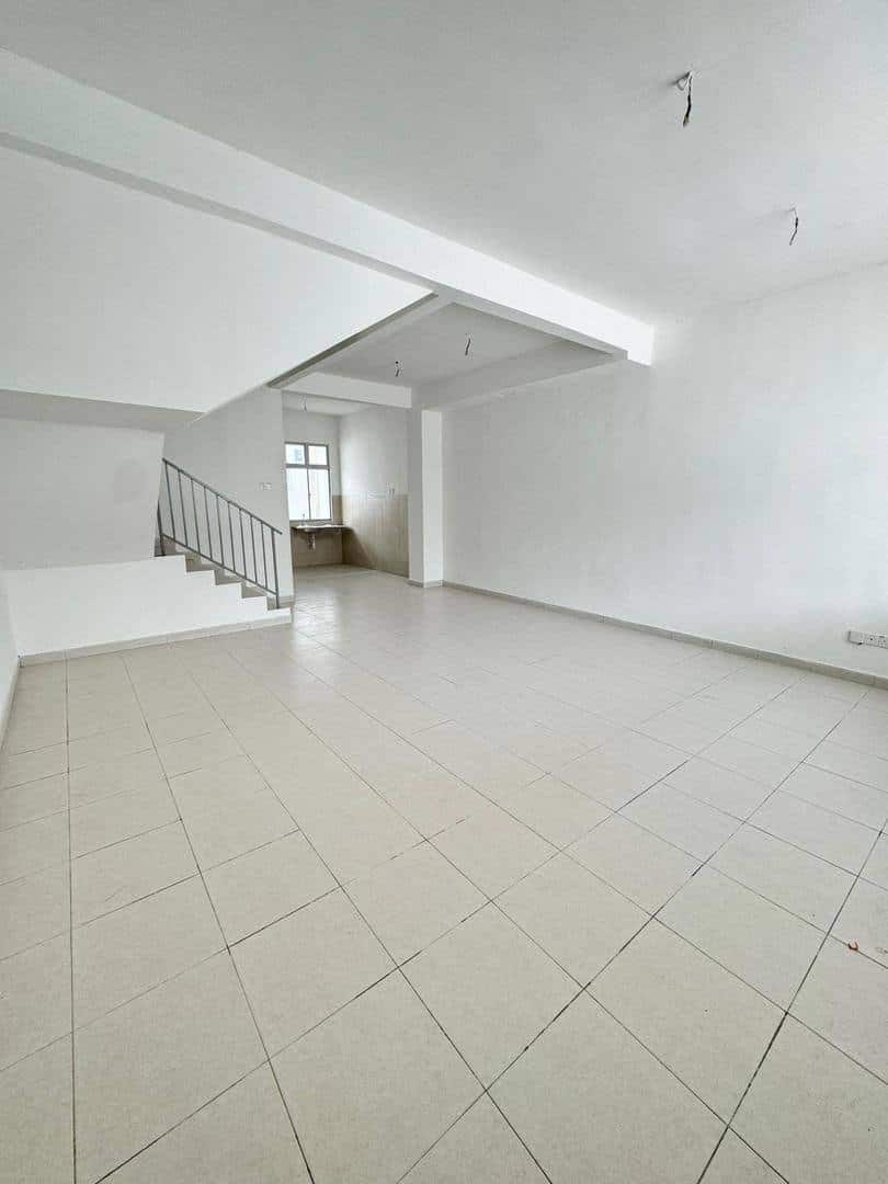 Double storey Taman Pulai Mutiara 6