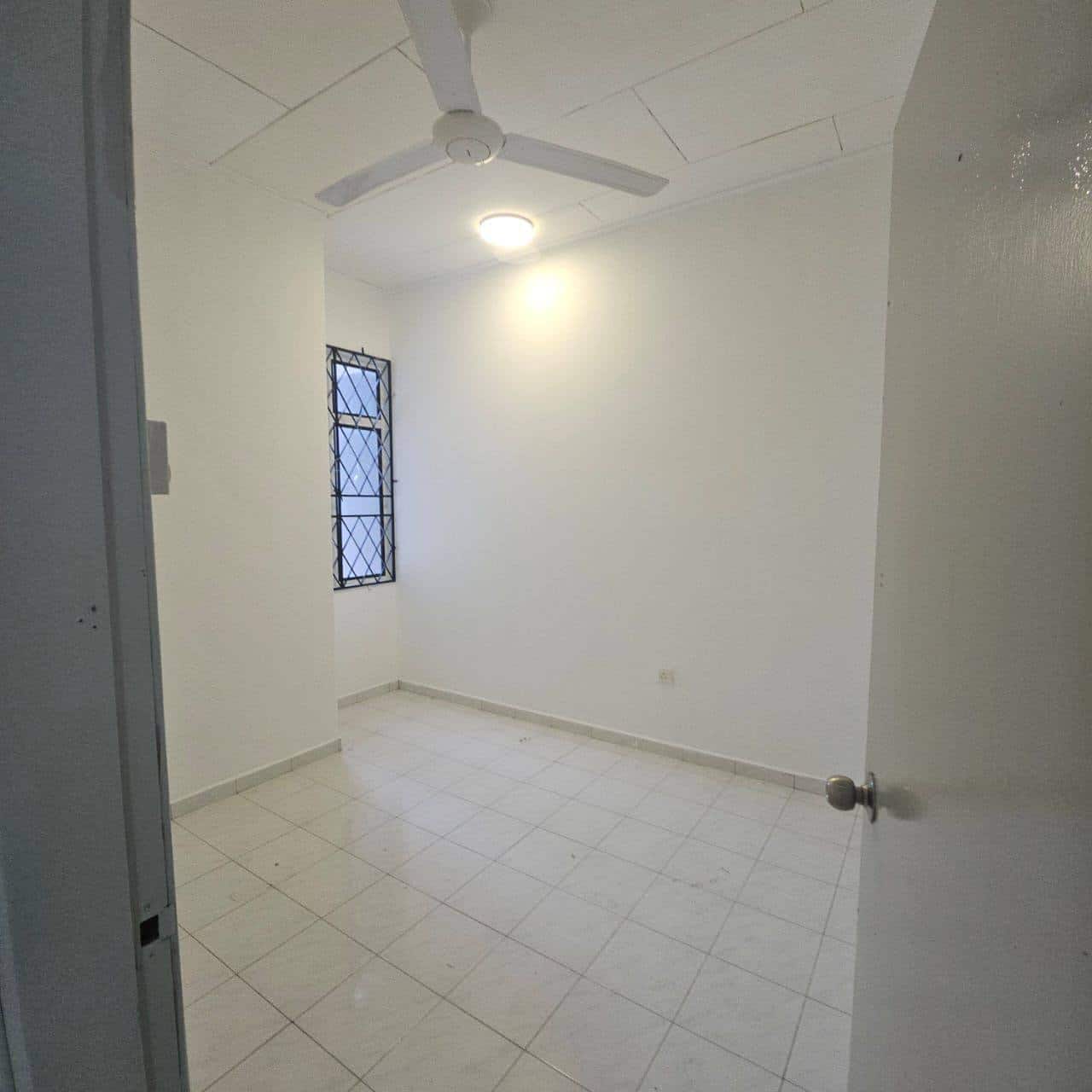 Single storey terrace house Taman Senai Utama 4