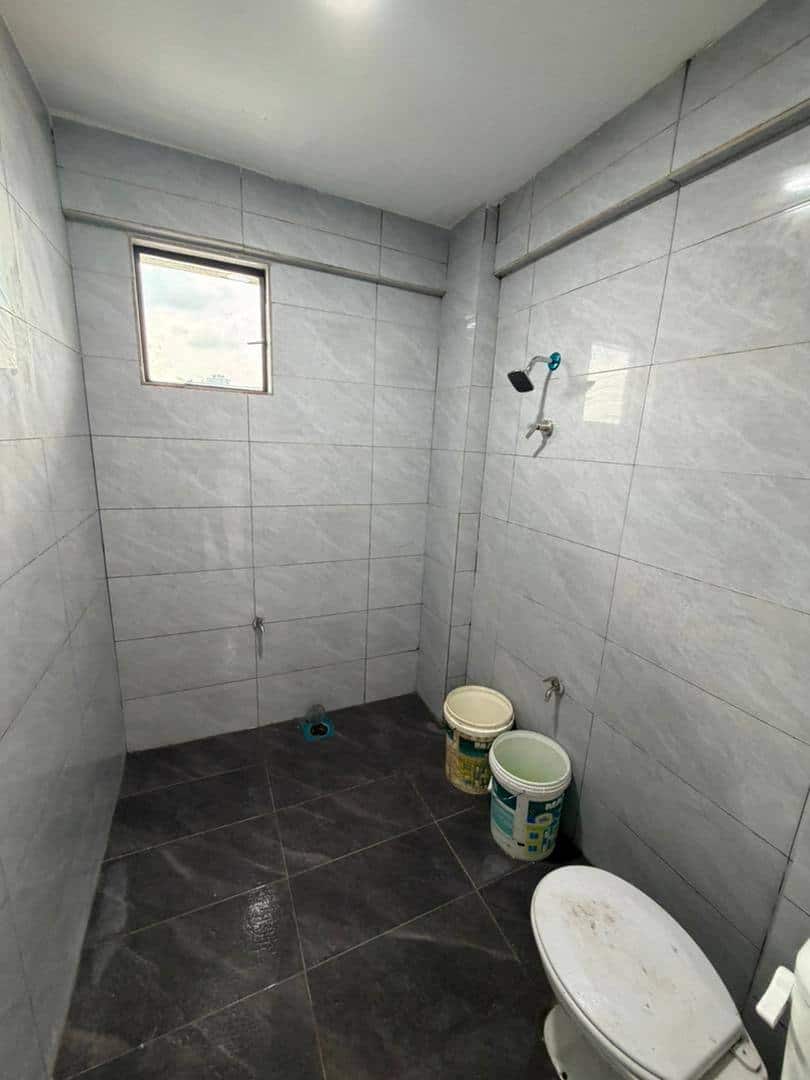 Low Cost Flat Taman Molek 9