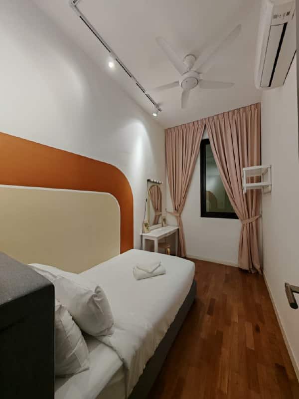 Condo Paradigm Residence 11