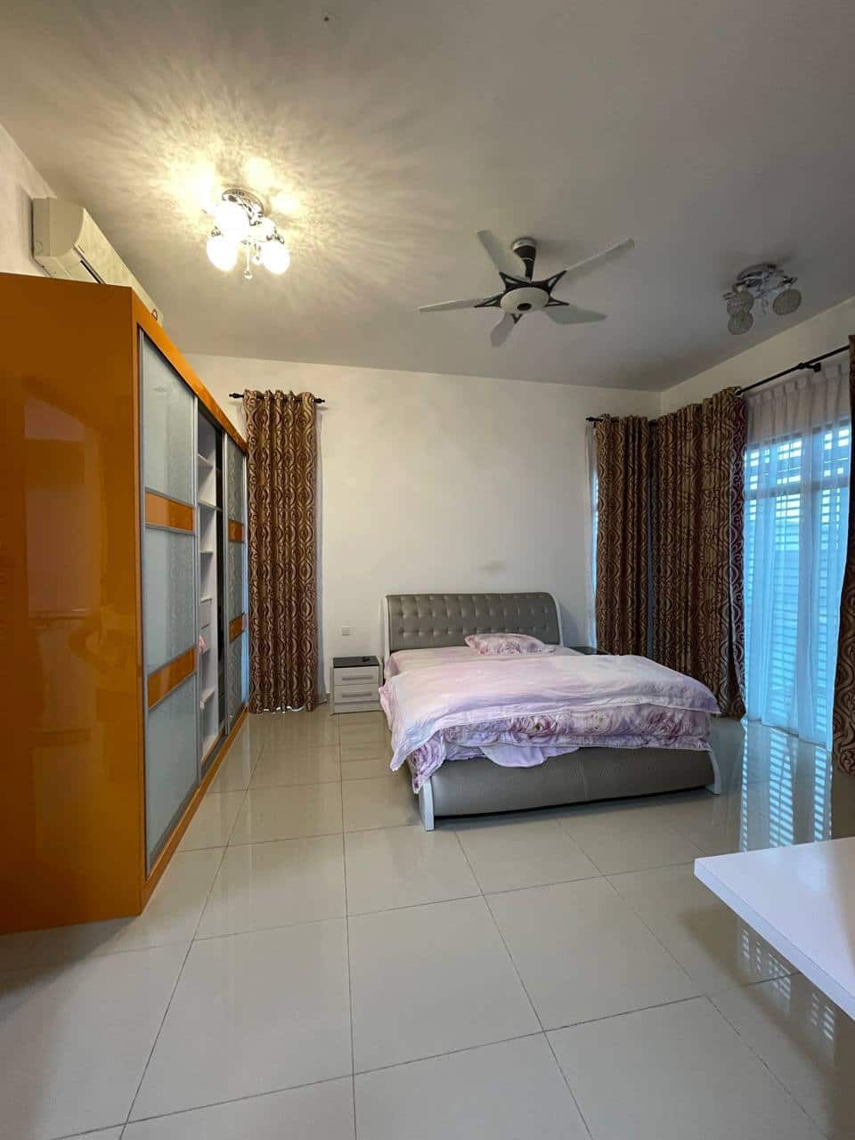 Double storey Cluster Corner Austin Residence 3