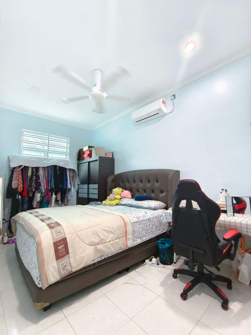 Double Storey Terrace House Caryota Square 4