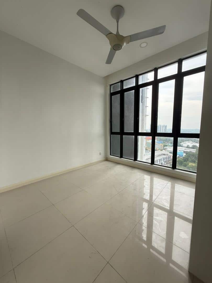 Condo D'Pristine @ Medini 4