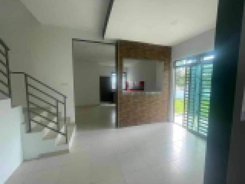 House Taman Scientax Senai 4