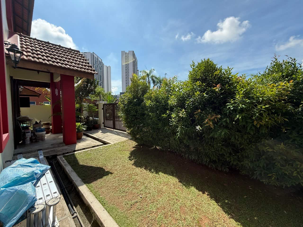Double Storey Terrace (End Lot) Nusa Idaman 4
