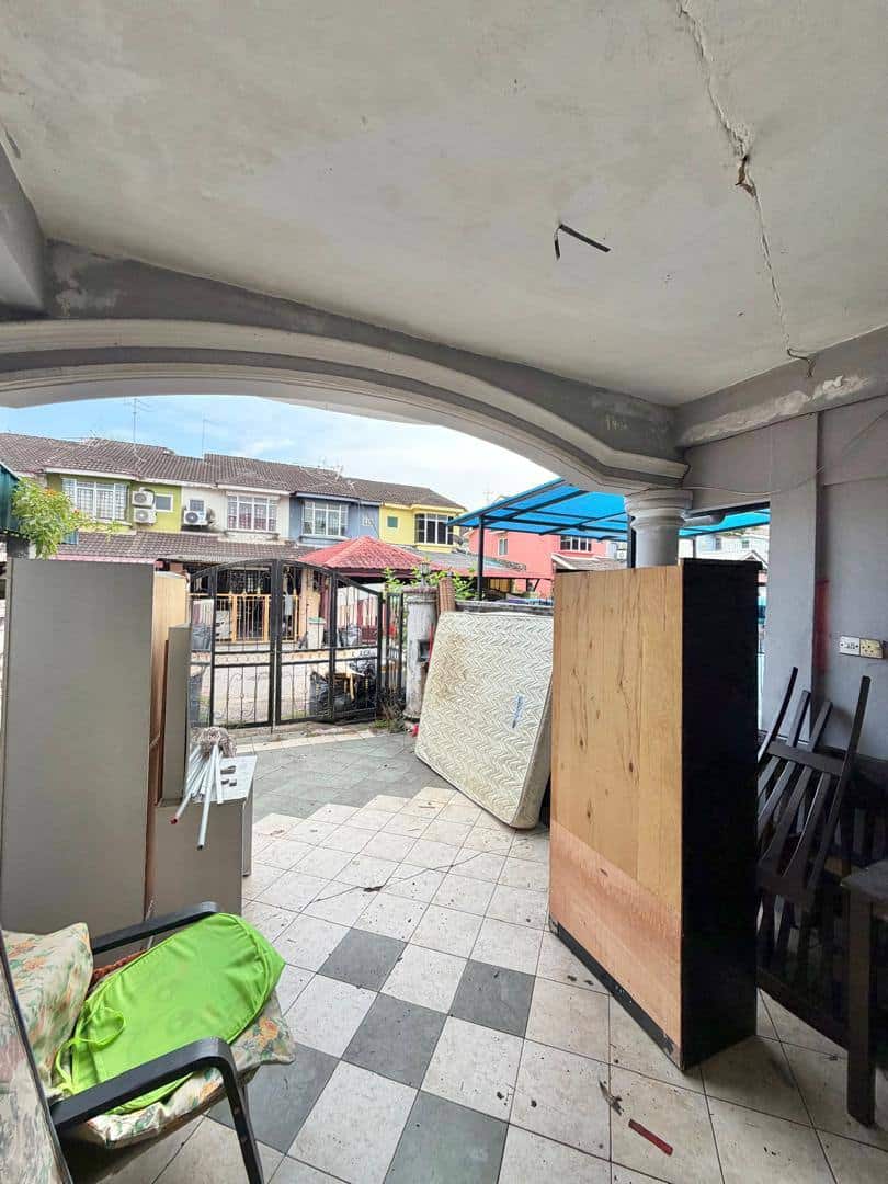 Double Storey Terrace Taman Impian Emas