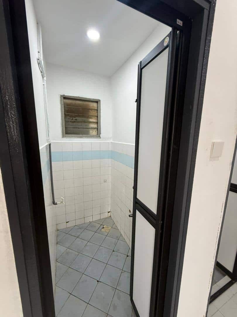 Low cost flat Permas Jaya 6