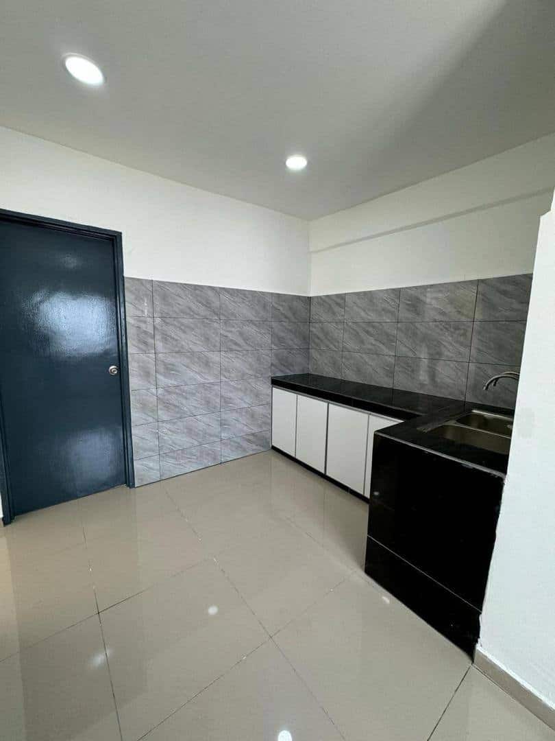 Apartment Taman Cendana 8