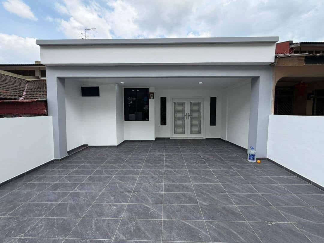 Double Storey Low cost Plentong