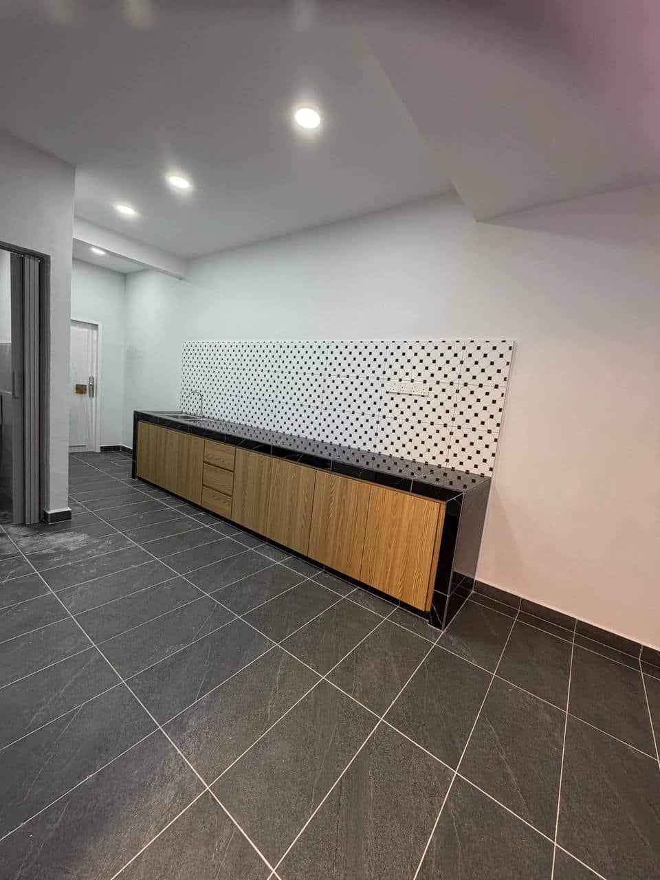 Double Storey Terrace Jalan Sutra X