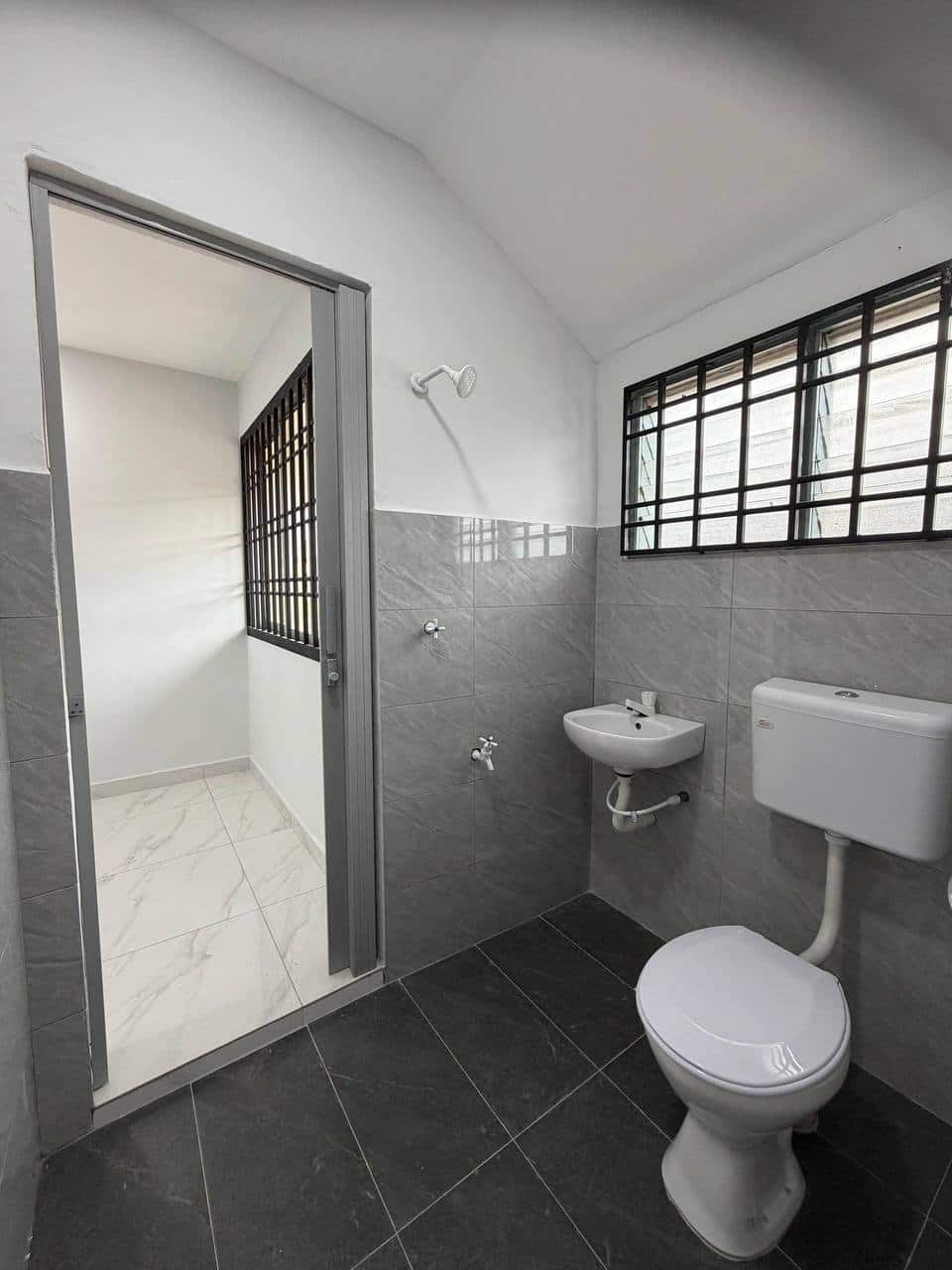 Double Storey Terrace Jalan Sutra X 3