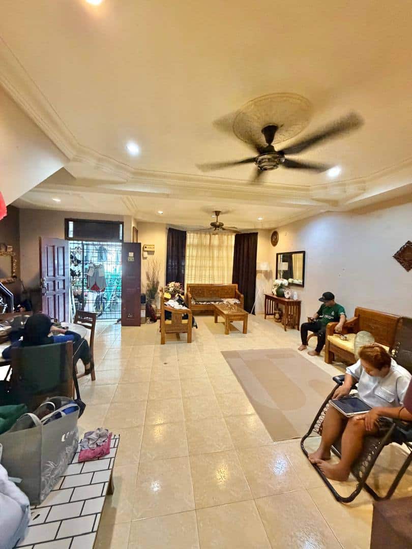 House Taman Desa Tebrau