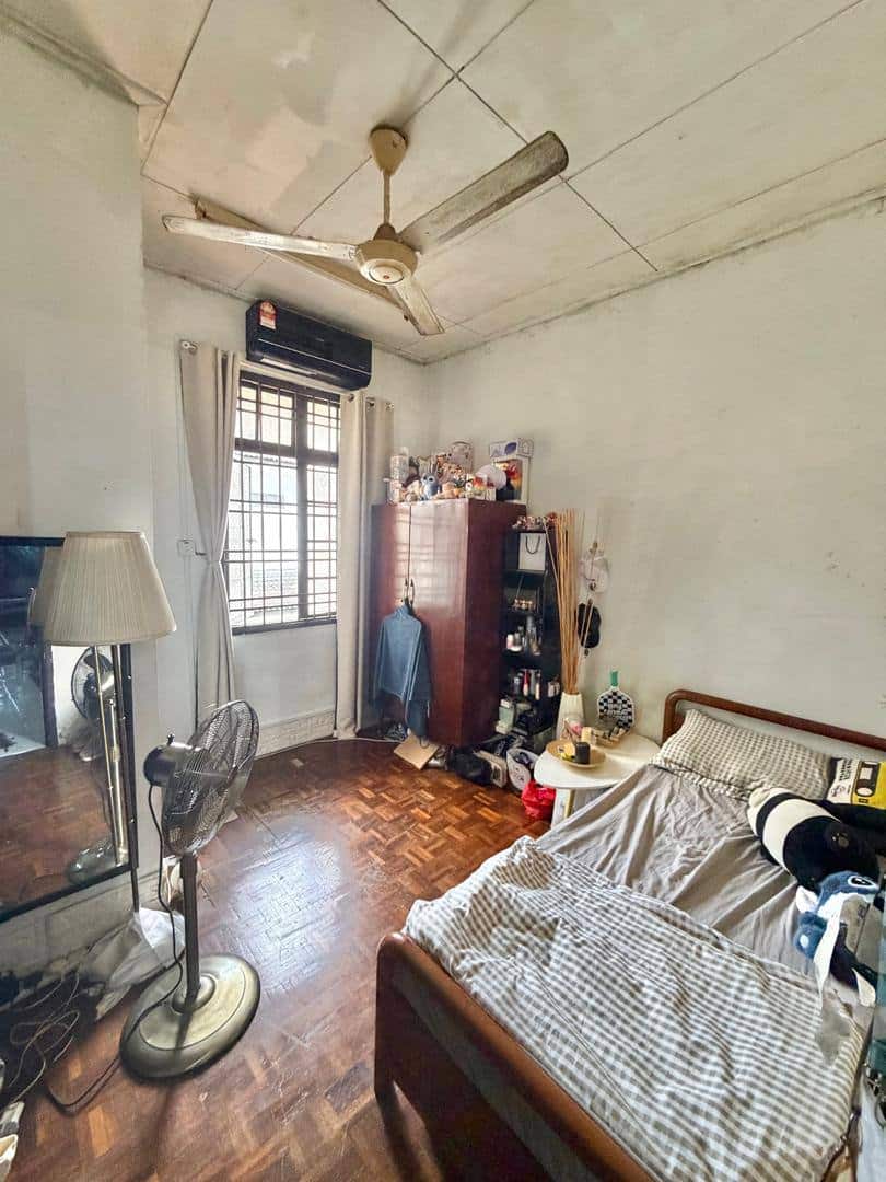 House Taman Desa Tebrau 5