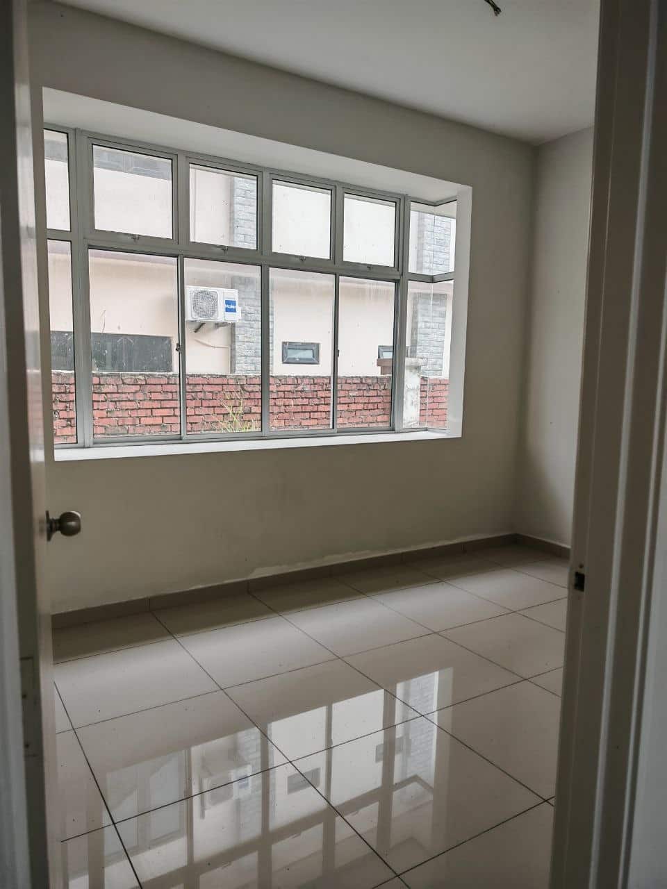 Semi D Jalan Pulai Tuah 7