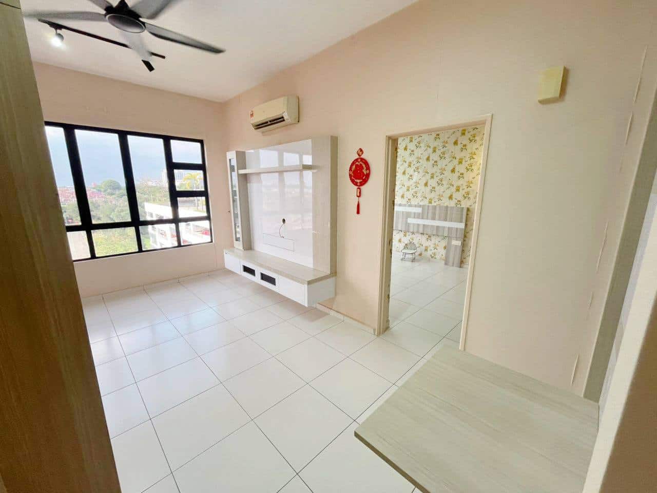 Service residence Bukit Indah