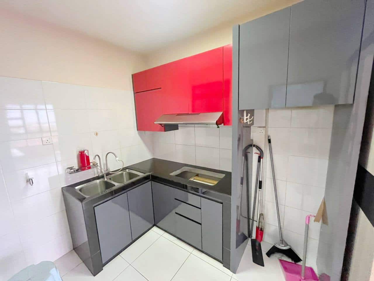 Service residence Bukit Indah 5
