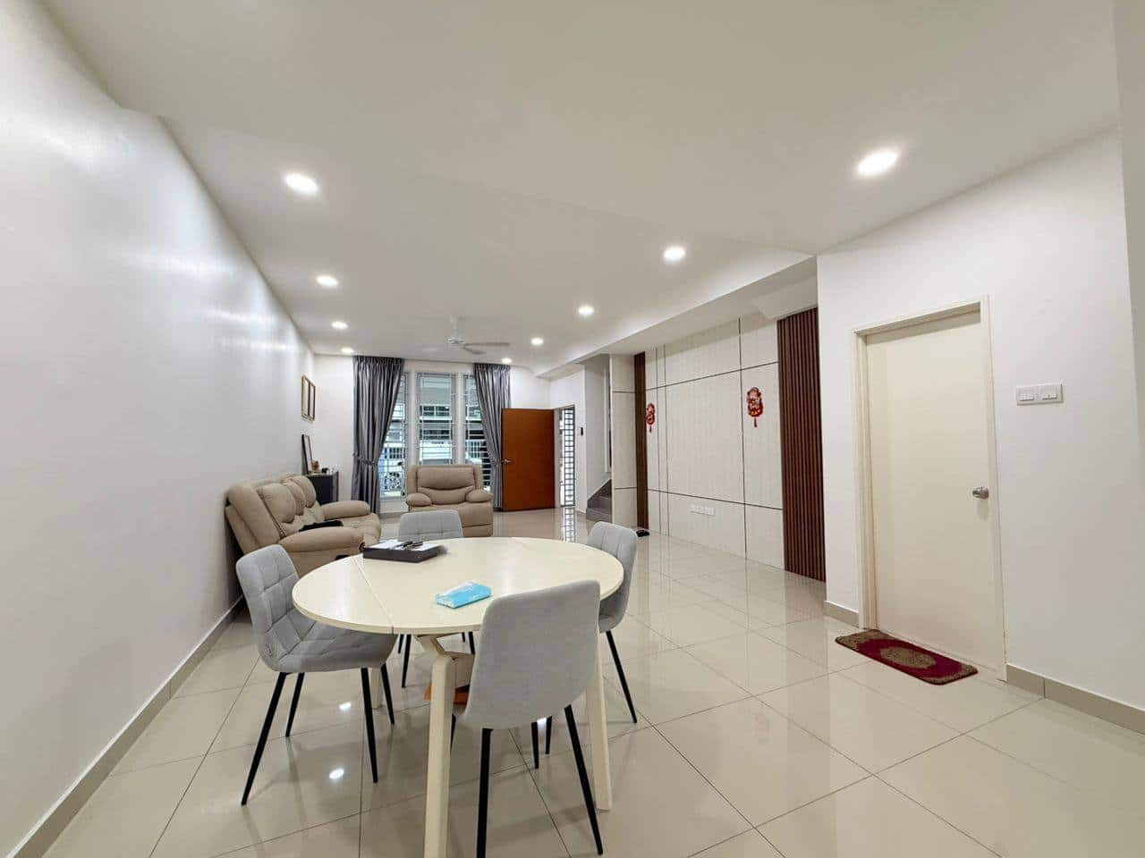 House Mutiara Utama