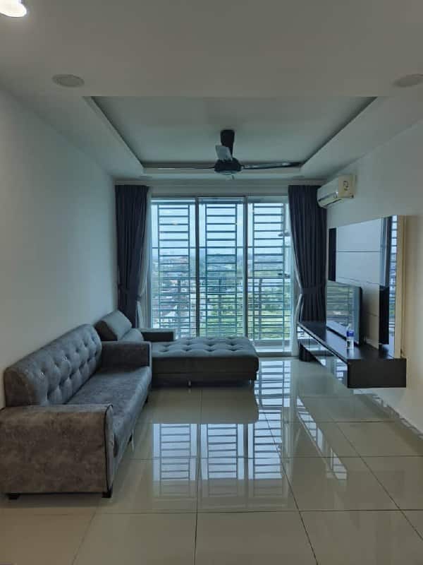 Condominium Larkin Heights