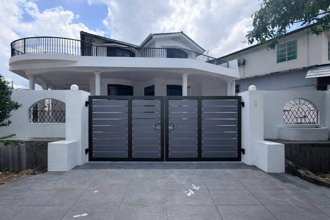Double storey terrace house Jalan Keembong 2