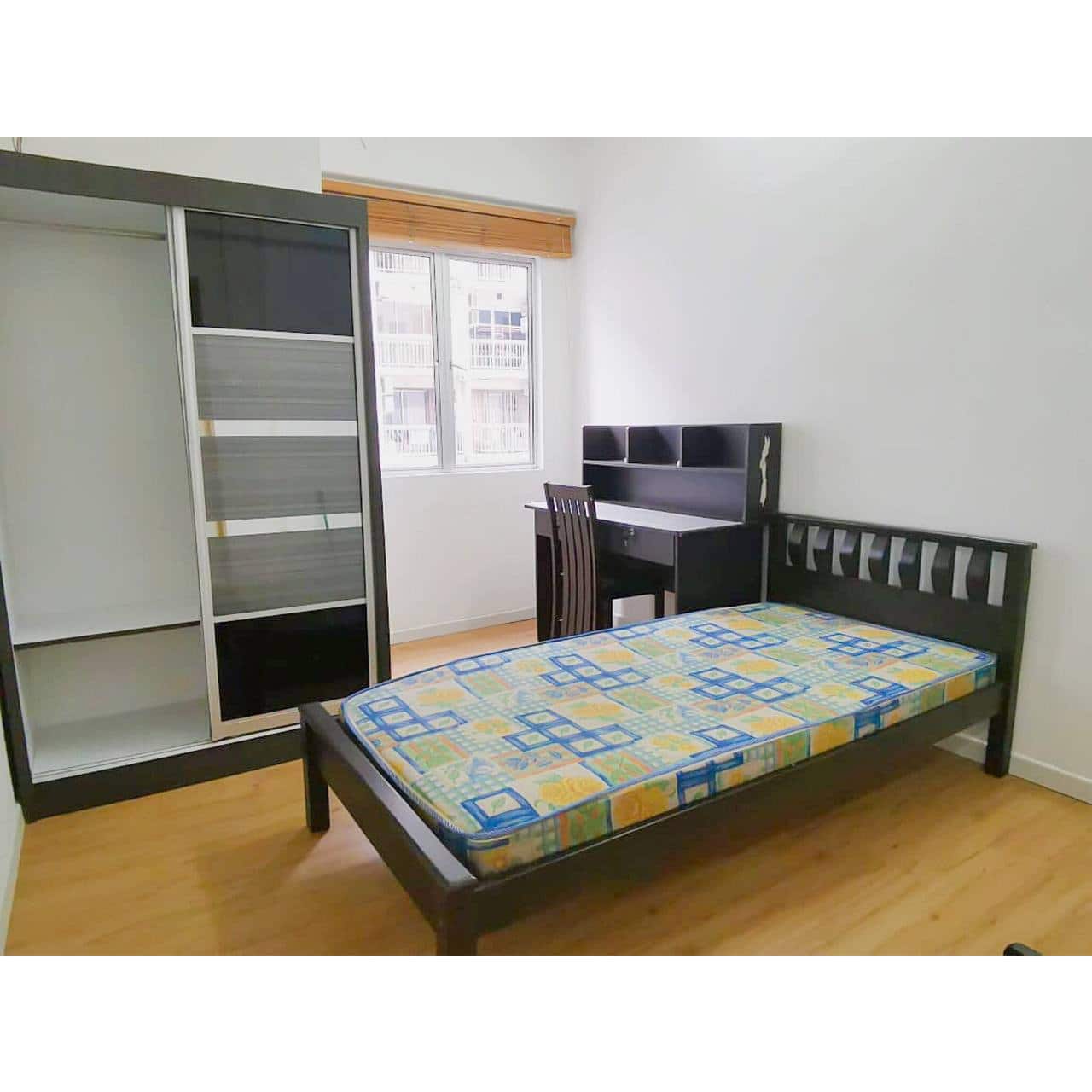 Apartment Putri Ria 4