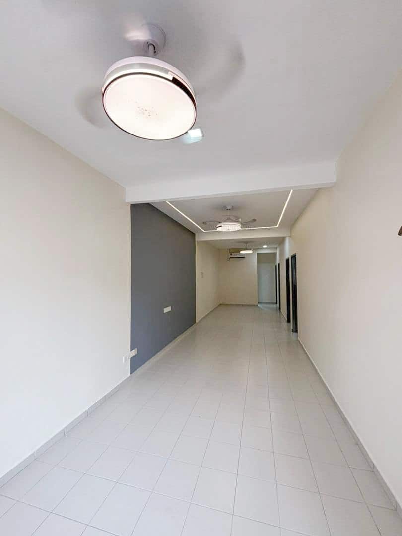 Townhouse Jalan Scientex maju 17