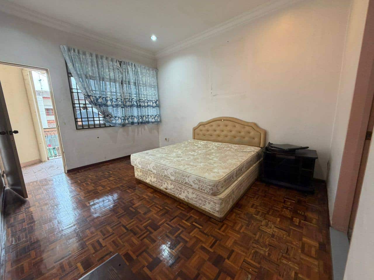 Double Storey Terrace House Taman Pasifik Selatan 3
