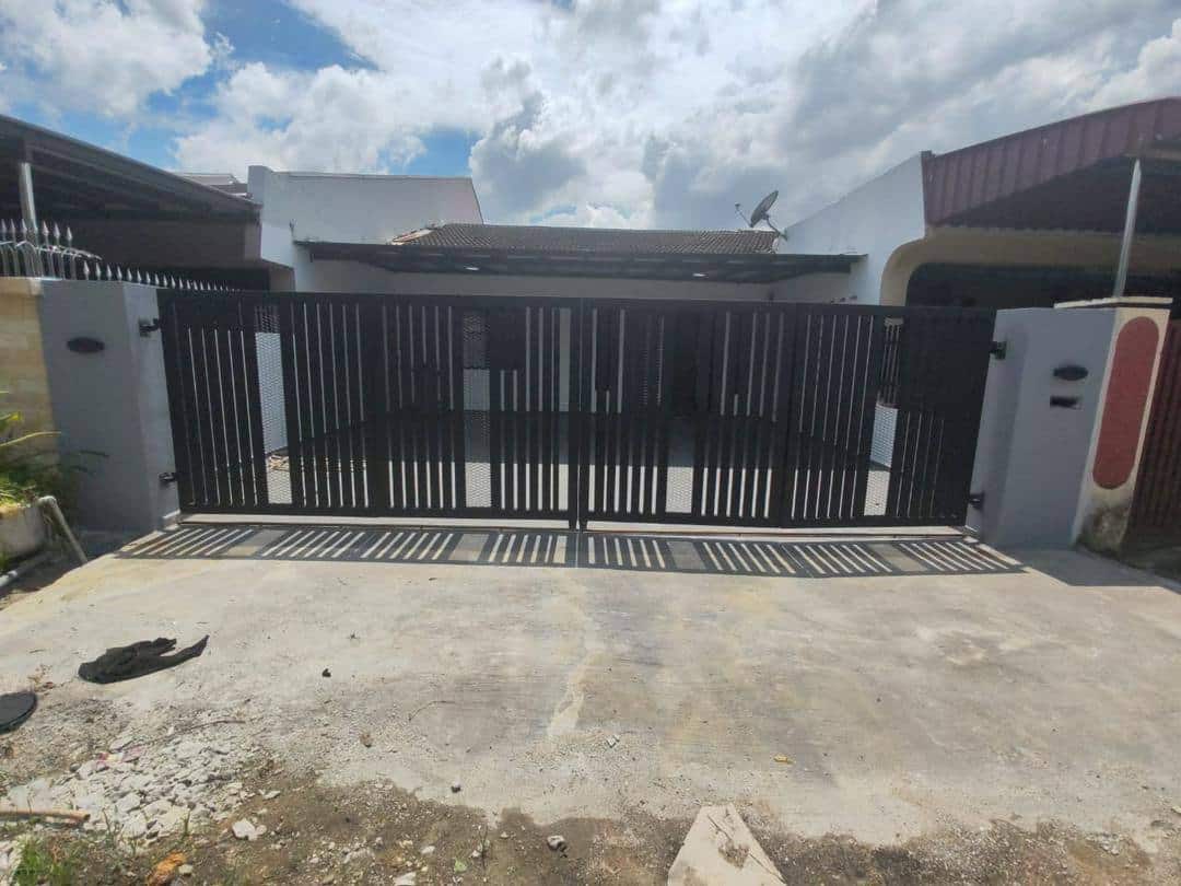 Single Storey Terrace Jalan Bekok