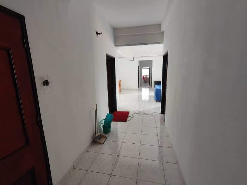 Corner Lot Mewah View 6