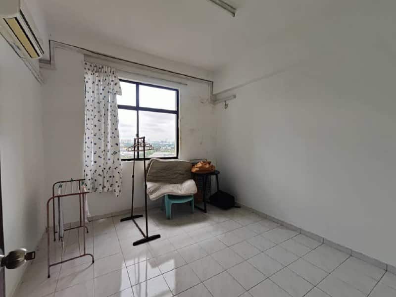 Corner Lot Mewah View 5