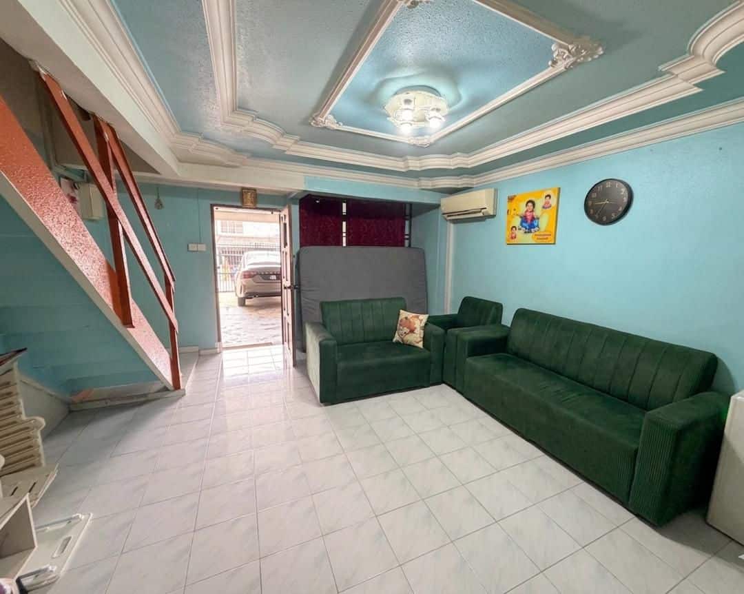 Double Storey Terrace Low Cost Jalan Bunga Kertas Taman Sri Muhibbah