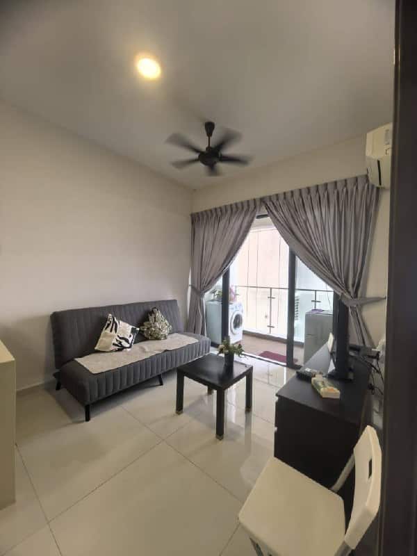 Condo Amberside Country Garden Danga Bay 9