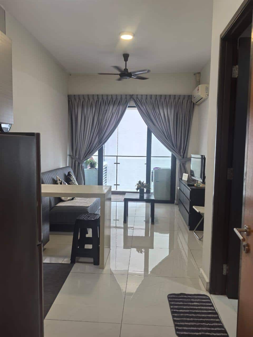 Condo Amberside Country Garden Danga Bay 3