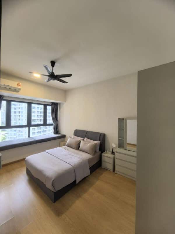 Condo Amberside Country Garden Danga Bay 4