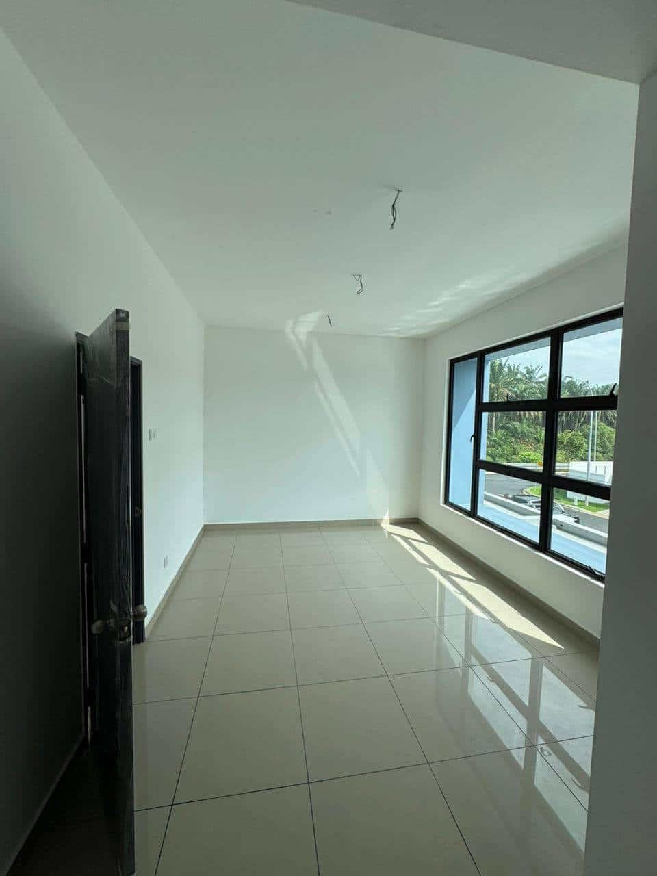 Double Storey Terrace Austin Duta 11