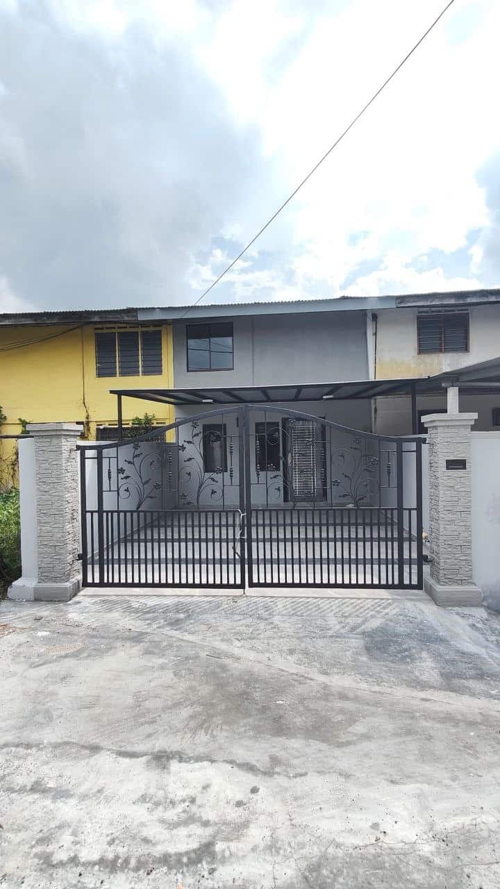 Double Storey Low Cost House Taman Plentong