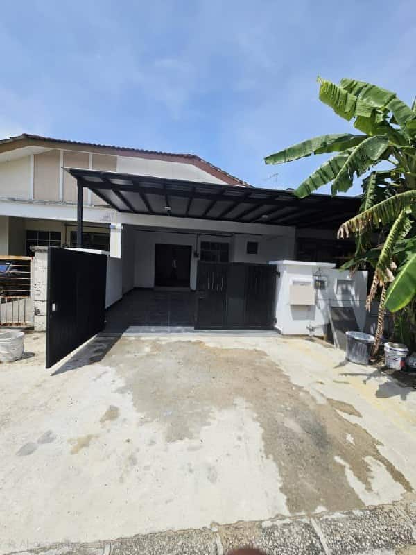 Single storey terrace Pulai Mesra