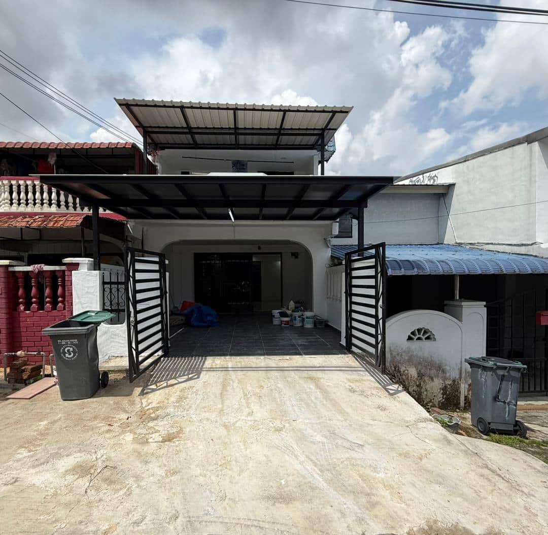 Double Storey Low Cost Taman Plentong