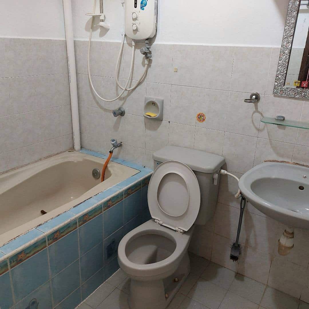Serviced Apartment Sky Gardens Residences 10