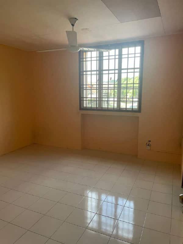 Double Storey House Taman Saujana Kota Tinggi 4